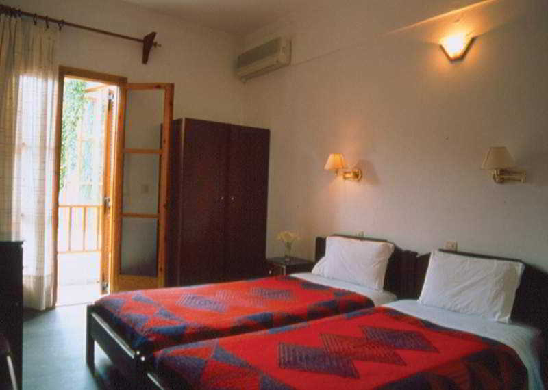 Pothos Hotel Skiathos Town Exterior photo