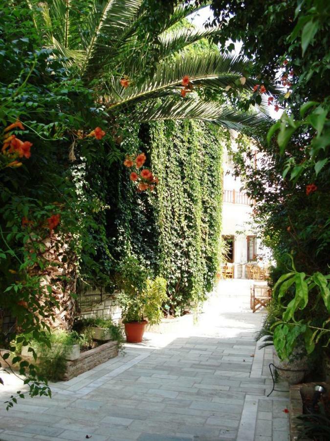 Pothos Hotel Skiathos Town Exterior photo