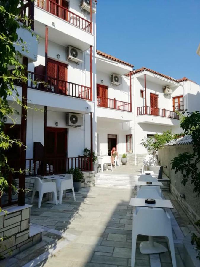 Pothos Hotel Skiathos Town Exterior photo